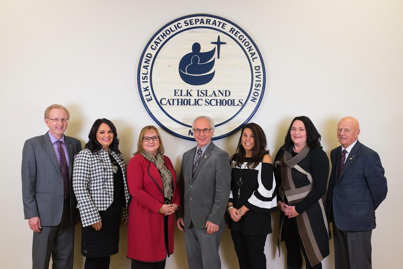 Trustees from left: Ron Baier, Teresa Makowecki, Michelle Szott, Ted Paszek (Chair), Le-Ann Ewaskiw, Justine Wright, Jean Boisvert (Vice-Chair)